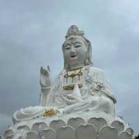 Unveiling the Splendor of Wat Huay Pla Kang