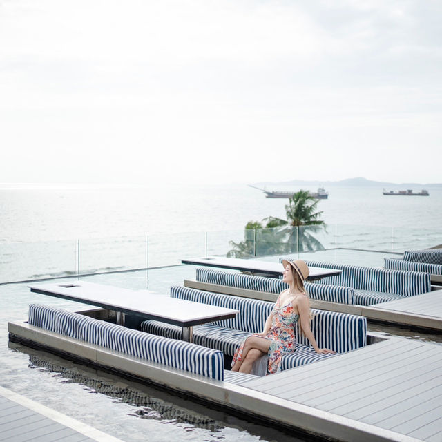 🌊รีสอร์ทสวยพัทยา ติดหาดนาจอมเทียน