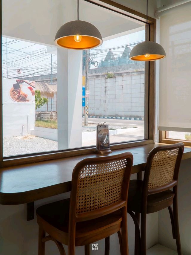 🍛 ร้านข้าวแกงกะหรี่ญี่ปุ่นสไตล์มินิมอล