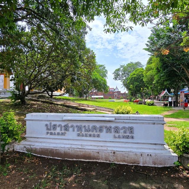 ปราสาทนครหลวง โบสถ์เก่า 400 ปี ศิลปะ ไทย-ขอม 