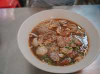 ก๋วยเตี๋ยวบ้านแม่ หมูตุ๋นเนื้อตุ๋น ปราจีนบุรี