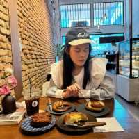 OHU  Bakery, Chiangmai 🤎🐌 