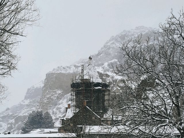 【亞美尼亞】冬季雪🌨️後的千年教堂雪景，絕對拍照出大片！