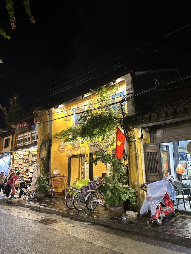 92 station Hoi an คาเฟ่ดาดฟ้า ถ่ายรูปเมืองฮอยอัน