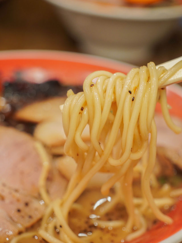 必試熊本拉麵🍜 黑亭｜有焦香味的豚骨湯頭