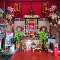 ศาลเจ้าเก่าแก่คู่เมืองโพธารามกว่า 100 ปี