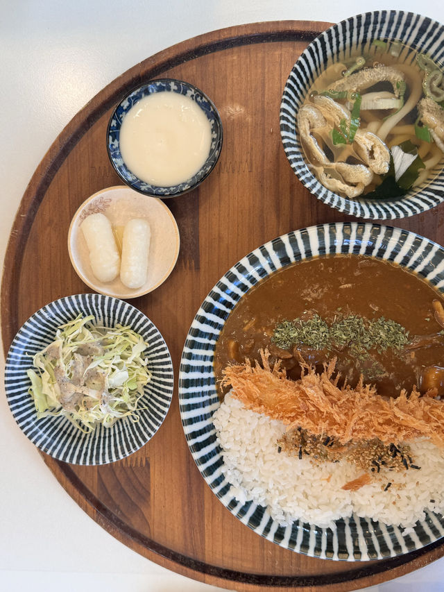 전대후문 카레맛집을 찾는다면,백소정을 추천드려요
