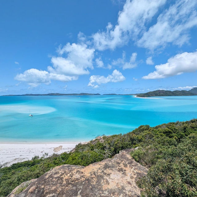 Embrace the Coastal Charm of Airlie Beach, Queensland