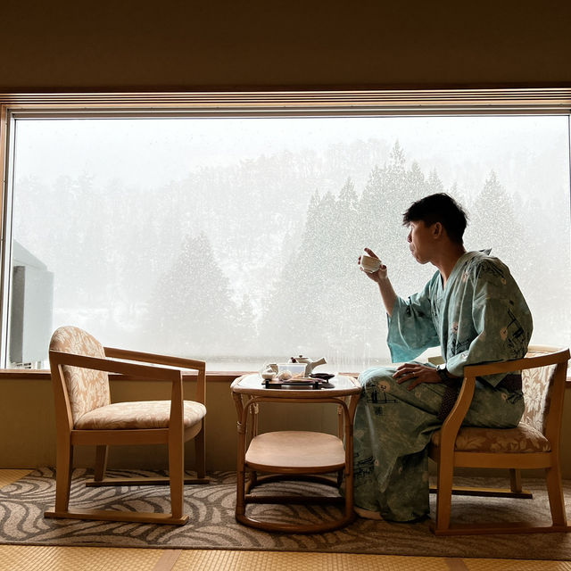 Winter Serenity: A Cozy Escape to Ginzan Onsen