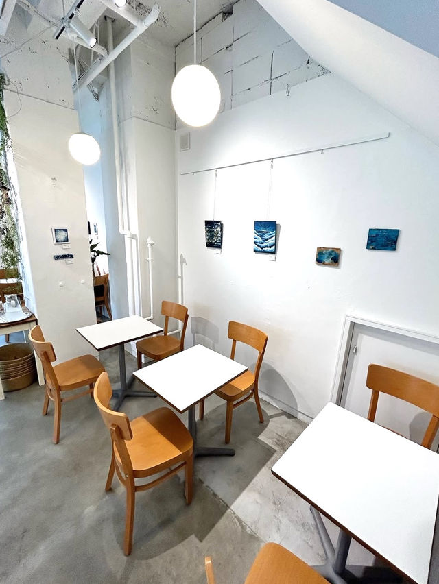 【福岡カフェ】明るくて居心地のいいカフェで季節のフルーツケーキ🍈