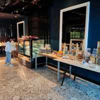 Free Flow Bubbly For Breakafsat at No. 11