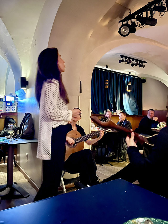 fado experience at the restaurant🍻