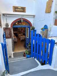 Charming Café with a View in Pyrgos