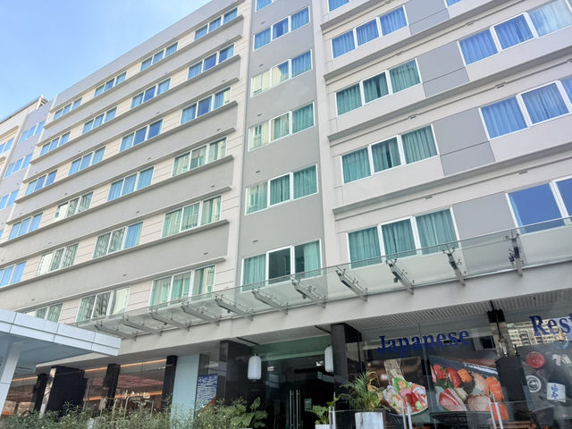 Novotel Living Bangkok Sukhumvit Legacy