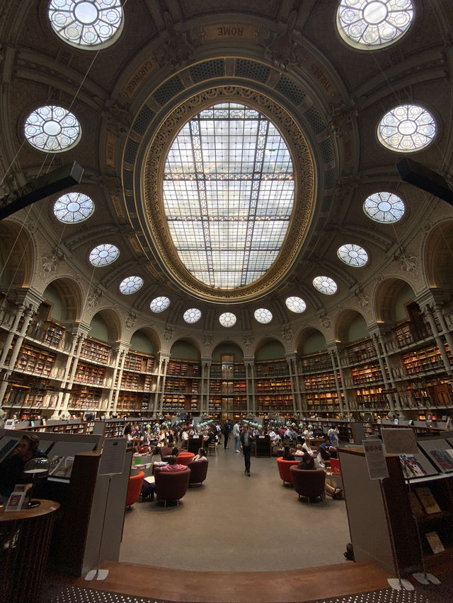 Paris 現代與古代的結合