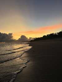 A Visit to Woranu Beach: A Day of Serenity and a Sunset to Remember 🌊🌅 