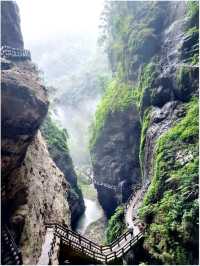 วิธีเดินทาง : ฉงชิ่ง-> อุทยานหลุมฟ้าสามสะพานสวรรค์