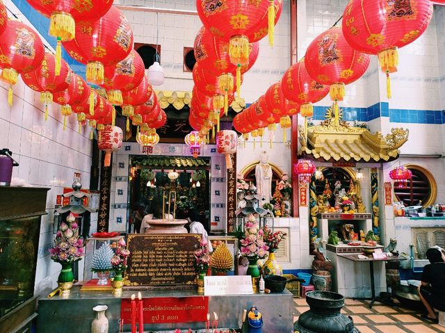 泰國曼谷市中心老城區唐人街華人文化古跡寺廟一日遊行程，體驗當地華人文化生活，祈福聖地，適合祈福打卡拍照📸