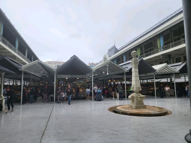 [🇵🇹ポルト] ポルトの歴史ある伝統市場、ボリャン市場で地元の活気を感じる