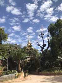 เที่ยววัดถ้ำผาเด่น