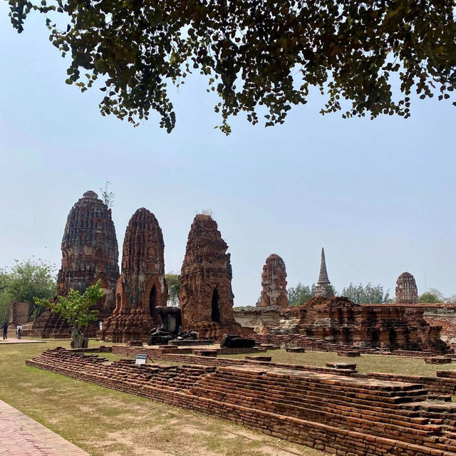 Wat Mahathat: A Sacred Historical Treasure