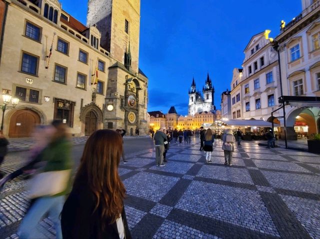 [🇨🇿プラハ] 旧市街広場 — 歴史が息づく広場と天文時計の魅力