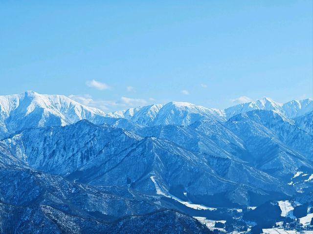 Yuzawa ภูเขาหิมะใกล้โตเกียว