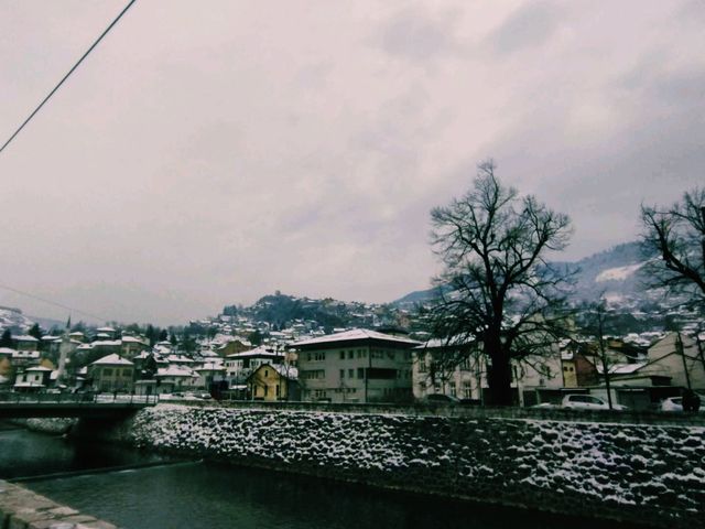 歐洲小國波黑薩拉熱窩著名歷史古跡景點：拉丁橋，適合打卡拍照📸
