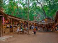 ตลาดโอ๊ะป่อย Oh Poi Market
