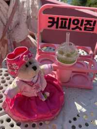 韓国♡釜山🇰🇷 ドリンクホルダーまでピンクな絶景カフェ♡