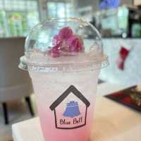 Blue Bell café and more สระบุรี