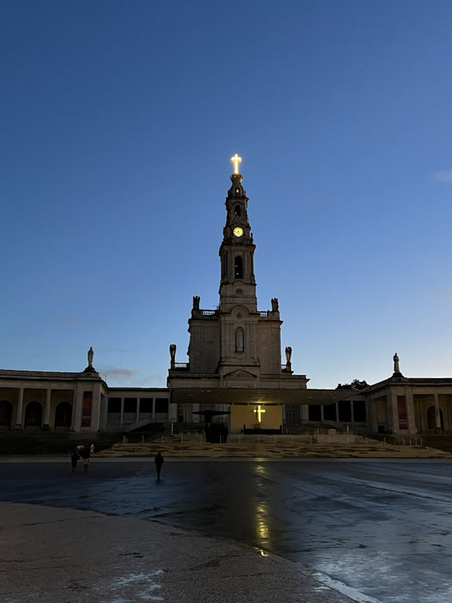 Winter Serenity at the Sanctuary of Fatima – 2024