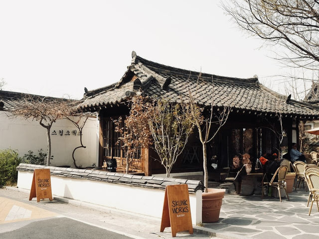 A Healing Day Trip in Gyeongju ✨ A Healing Day Trip in Gyeongju ✨