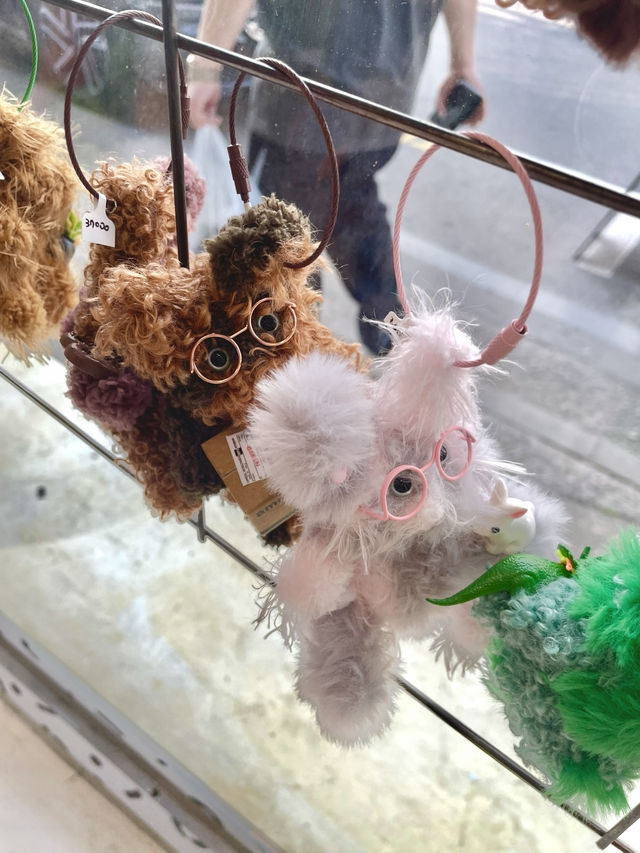 【🇰🇷ソンス】ポップで可愛いアクセサリー屋さん🌈🎪モールドールも豊富!🤍「nujeahmik/ヌジェミク」