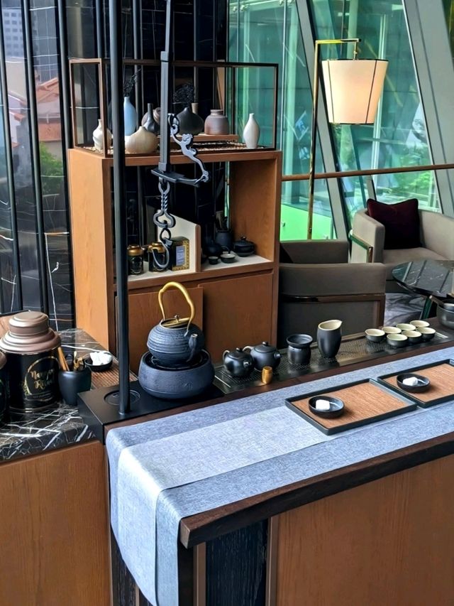 A Refined Stay at The Clan Hotel Singapore, Where Heritage Meets Modern Luxury. 