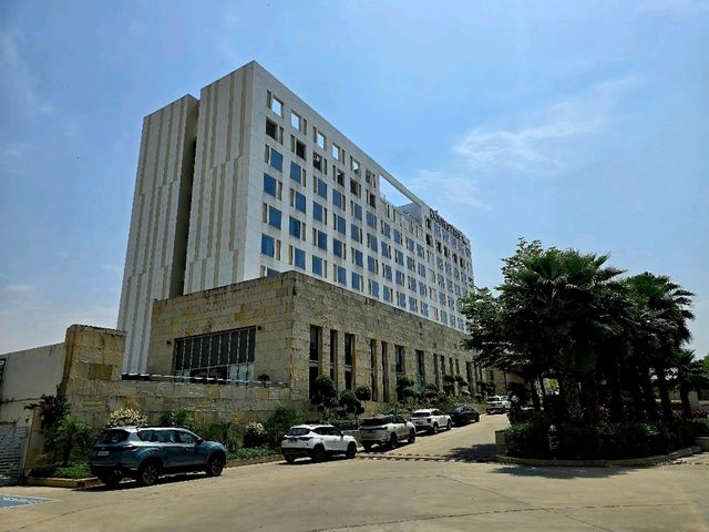 DOUBLETREE BY HILTON JAIPUR AMER 
