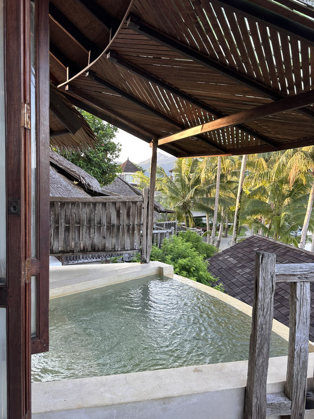 ที่พักเกาะช้าง ราคาหลักพัน วิวหลักล้านนน✨🏝️