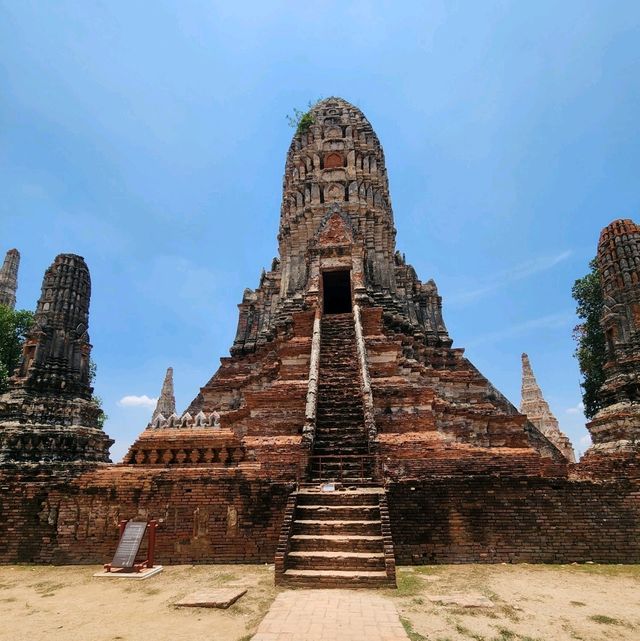 เที่ยววัดสวยใกล้กรุงเทพที่อยุธยา ✨️ วัดไชยวัฒนาราม