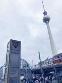 【Berlin 🇩🇪 S bahn,Ubahn  Alexanderplatz  RosaLuxemburgStr】