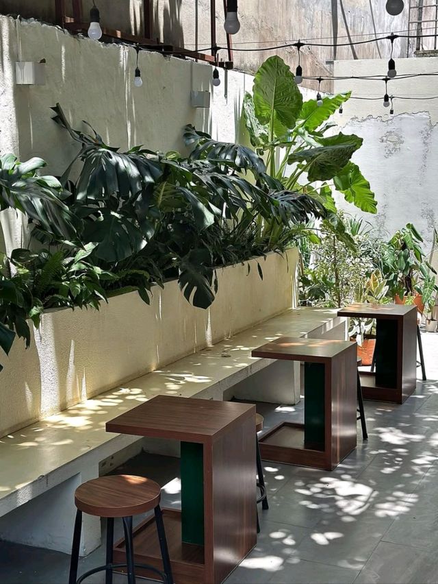 The Good Life – Tea & Food