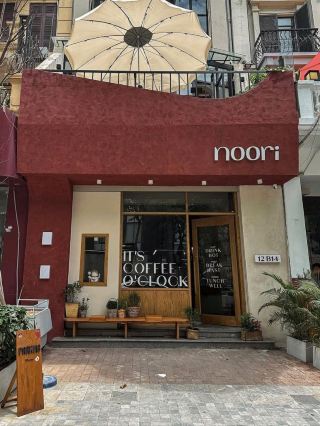 Noori Cafe & Bistro