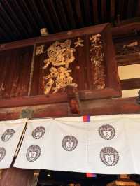 大阪｜到葛井寺看紫藤白藤 1300年11面千手觀音神像近距離參拜