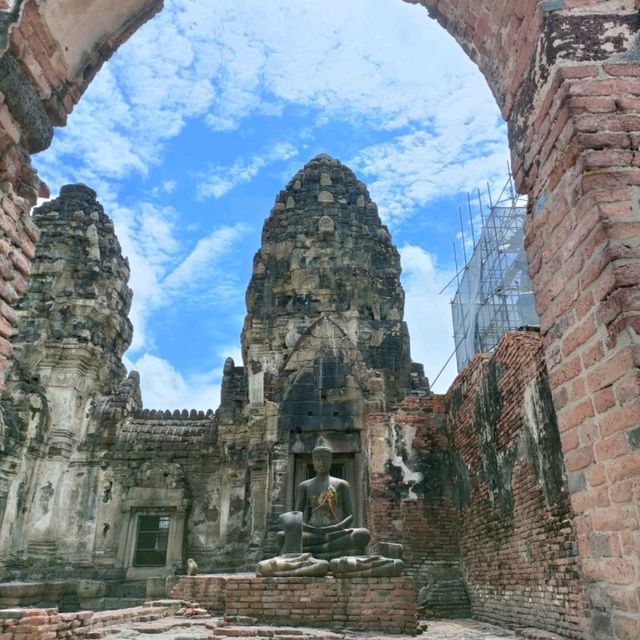 พระปรางค์สามยอด ลพบุรี