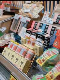 ✈️ 福岡旅の始まりと終わりに！「福岡空港」完全ガイド＆おすすめお土産3選🎁🍜