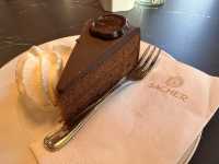 【カフェ ザッハー｜Café Sacher Wien｜本場のザッハトルテ発祥の名店🍫☕】