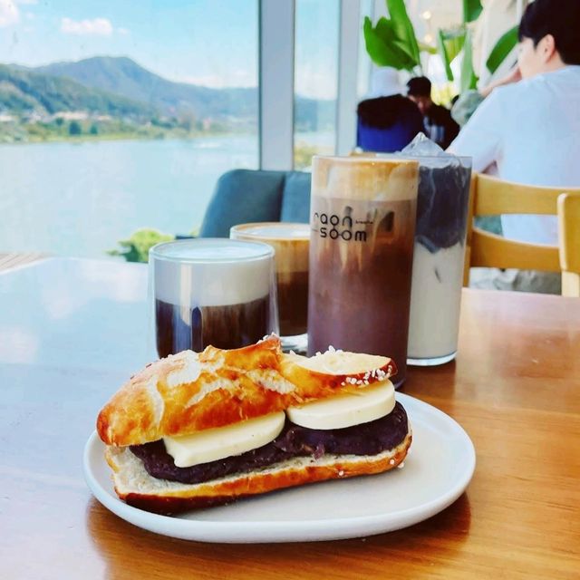 Laonsum Cafe