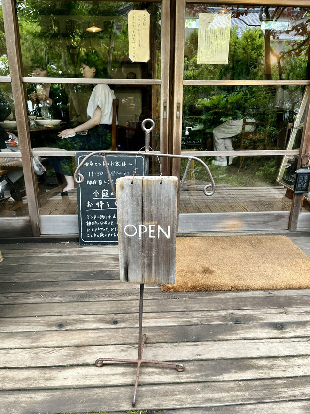 🪟【神奈川・北鎌倉 喫茶ミンカ】  路地の奥にひっそり佇む、時間が止まる静かな古民家喫茶