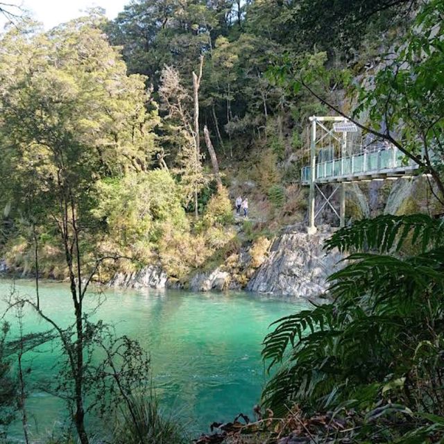 Blue Pools Track