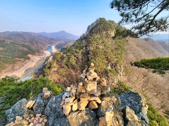 Eighth Peak, Big Feels