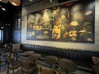 Small but Stylish – Starbucks Mahboonkrong Delivers a Cozy Coffee Break